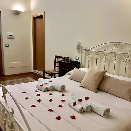 Le Porte Di Bed & Breakfast 3*